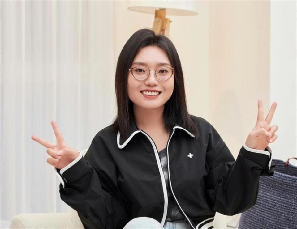 半年举报未落槌,名下公司却全部注销,李雪琴这一步走得太反常-第1张图片-旧杳电影网 半年举报未落槌,名下公司却全部注销,李雪琴这一步走得太反常-第1张图片-旧杳电影网