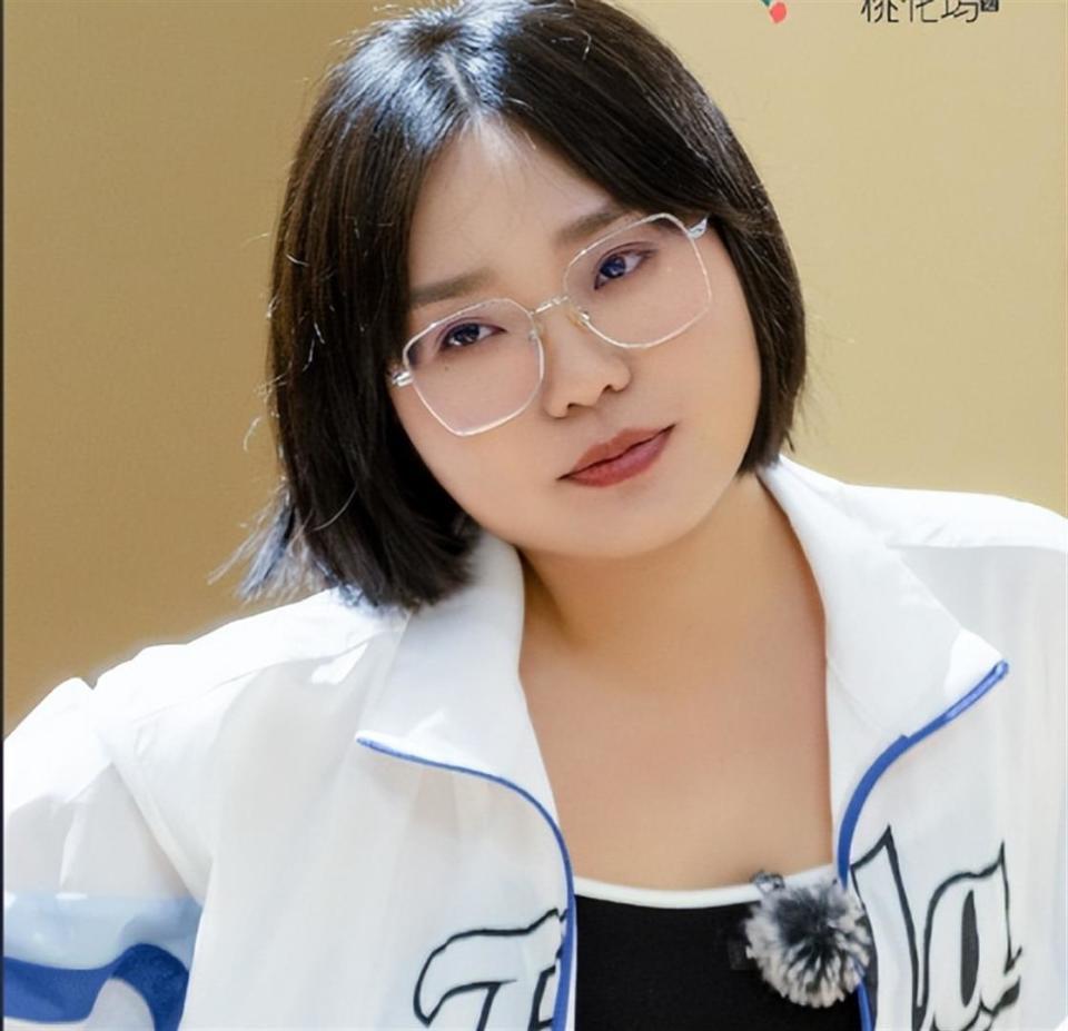 半年举报未落槌,名下公司却全部注销,李雪琴这一步走得太反常-第13张图片-旧杳电影网 半年举报未落槌,名下公司却全部注销,李雪琴这一步走得太反常-第13张图片-旧杳电影网