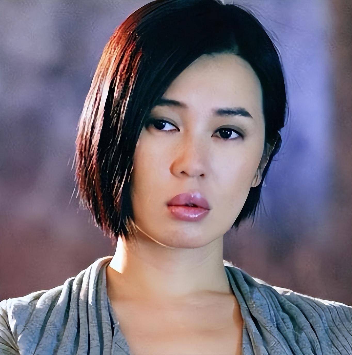 王全安也想不到,默默跟了他10年的余男,走了一条他不敢想的大道-第8张图片-旧杳电影网 王全安也想不到,默默跟了他10年的余男,走了一条他不敢想的大道-第8张图片-旧杳电影网