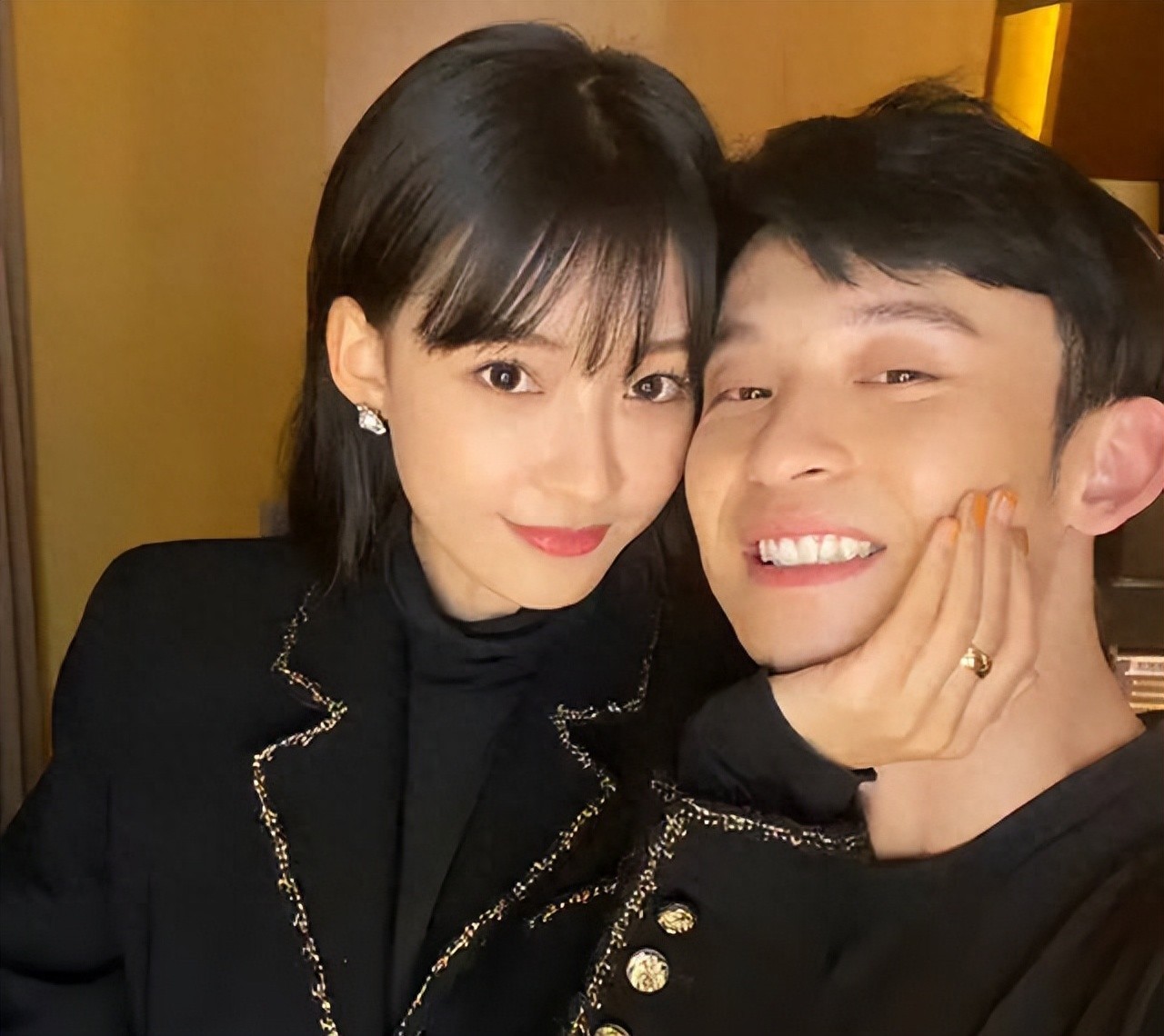 关系藏不住了！离婚3年，董子健孙怡公开互动，答案早已不言而喻-第11张图片-旧杳电影网