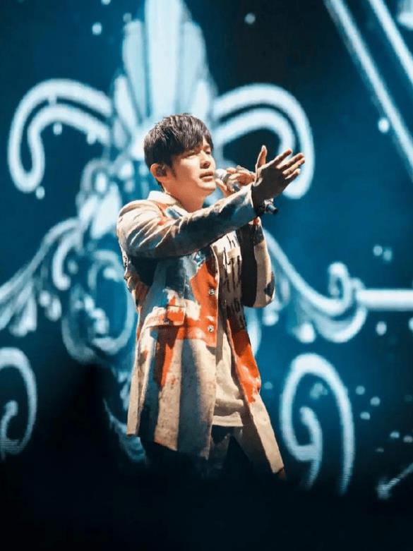 2026年巡演在即 周杰伦状态极佳想加开快闪演唱会-第1张图片-旧杳电影网 2026年巡演在即 周杰伦状态极佳想加开快闪演唱会-第1张图片-旧杳电影网