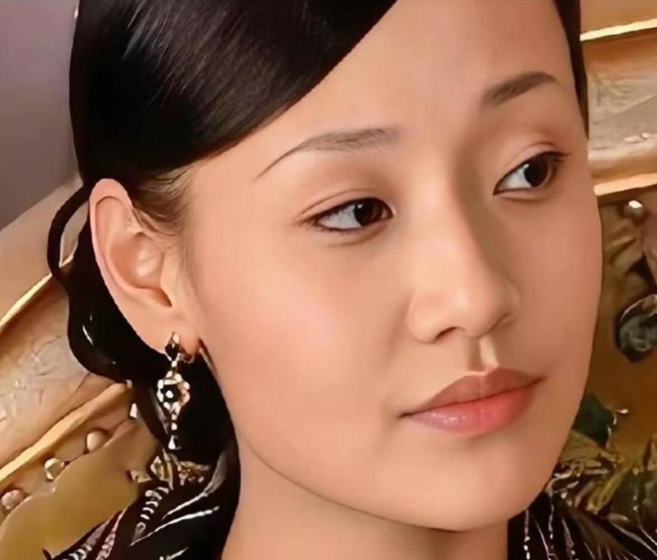 刘佳佳被传去世多年后露面，首晒母子合照，儿子五官像妈妈很帅气-第5张图片-旧杳电影网