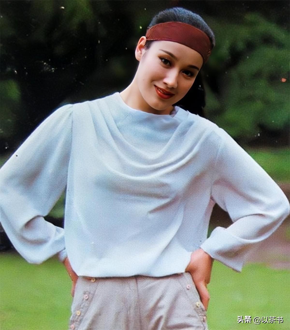 原来她早已去世10年！登春晚爆红 56岁在异国离世 死前透露一生遗憾-第11张图片-旧杳电影网