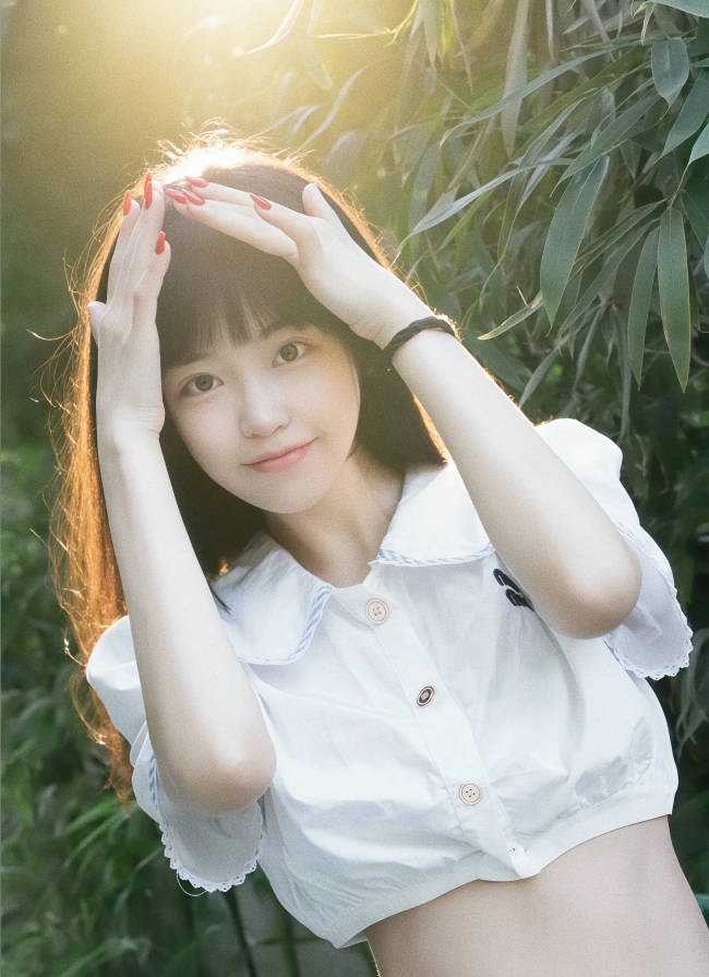 鹿晗司晓迪合照争议反转！女方称照片系恶搞产物-第1张图片-旧杳电影网