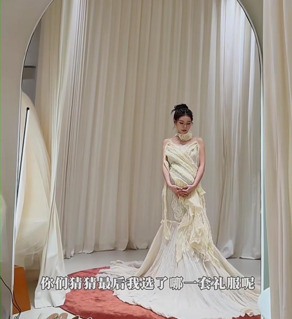 马筱梅拍孕妇写真,露出大孕肚后惹来不少争议!网友:铁定是女孩-第9张图片-旧杳电影网 马筱梅拍孕妇写真,露出大孕肚后惹来不少争议!网友:铁定是女孩-第9张图片-旧杳电影网