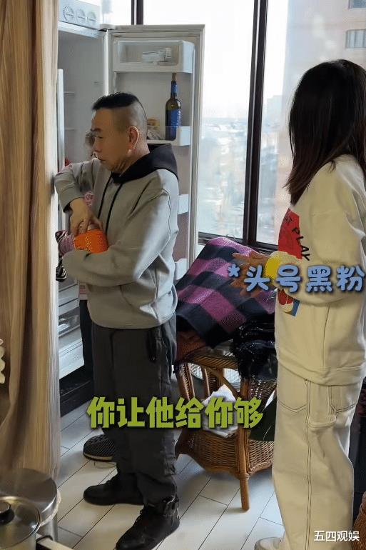 潘长江的父母罕见出镜,耄耋之年健康开朗,都曾是小有名气的评剧演员-第2张图片-旧杳电影网 潘长江的父母罕见出镜,耄耋之年健康开朗,都曾是小有名气的评剧演员-第2张图片-旧杳电影网