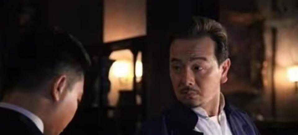 明明不差钱，却节俭到倪萍都看不下去，零绯闻的他戏里戏外反差大-第2张图片-旧杳电影网