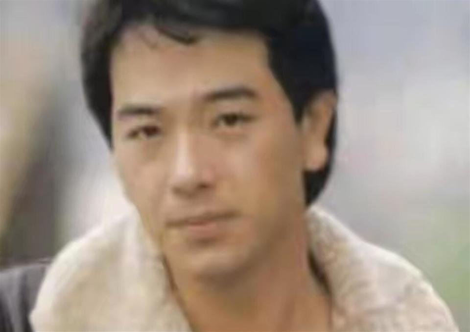 明明不差钱，却节俭到倪萍都看不下去，零绯闻的他戏里戏外反差大-第15张图片-旧杳电影网