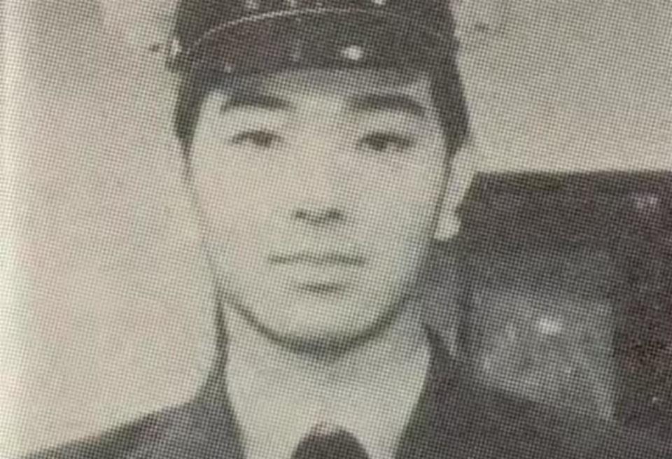 明明不差钱，却节俭到倪萍都看不下去，零绯闻的他戏里戏外反差大-第31张图片-旧杳电影网