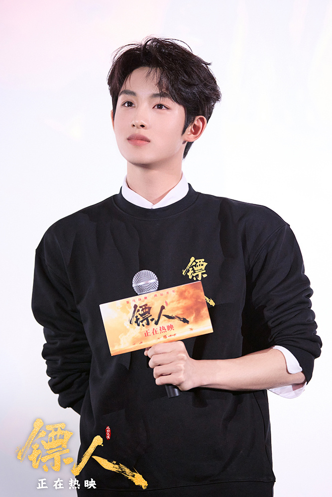 袁和平 吴京 于适 陈丽君畅聊幕后 《镖人》路演-第8张图片-旧杳电影网 袁和平 吴京 于适 陈丽君畅聊幕后 《镖人》路演-第8张图片-旧杳电影网