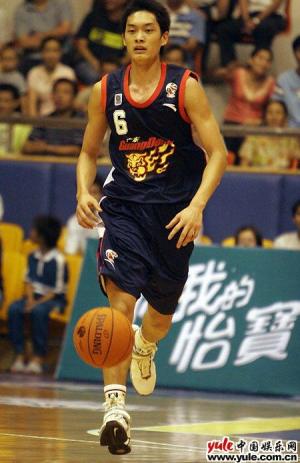 陈江华-第1张图片-旧杳电影网