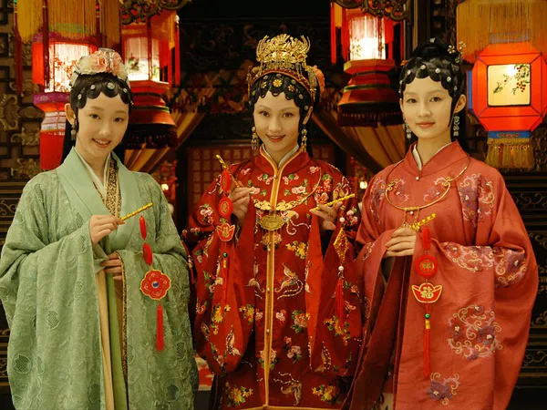 红楼梦电影(红楼梦电影完整版观看)-第2张图片-九妖电影